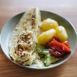 Überbackener Chinakohl mit Sahnesoße