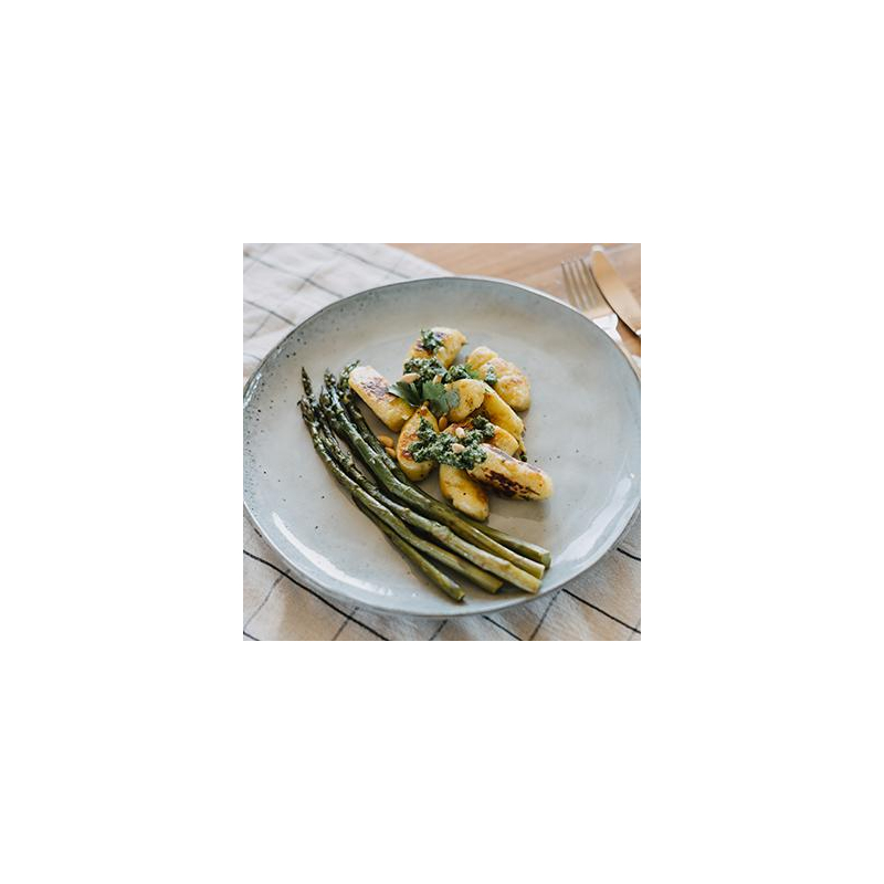 Gnocchi mit Spargel und Kräuterpesto