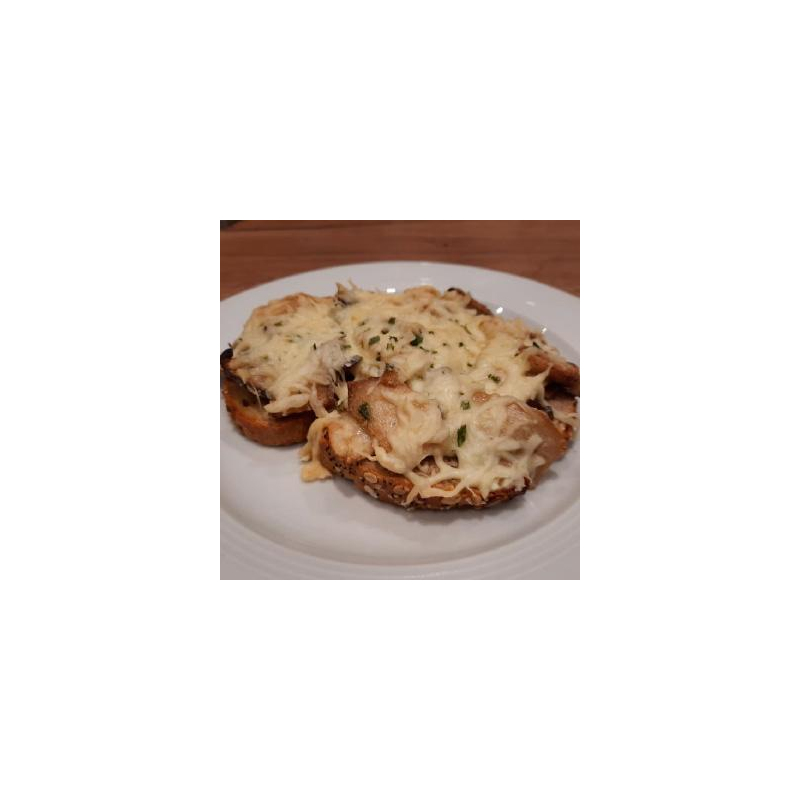 Überbackene Kräuterseitlinge auf Röstbrot