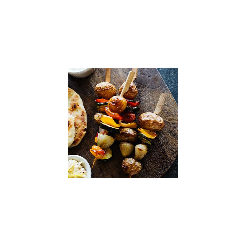 Kartoffelspieße mit Paprikabutter und Orangendip