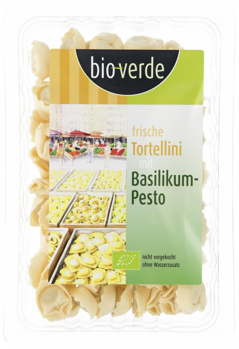 Tortellini mit Basilikum-Pesto