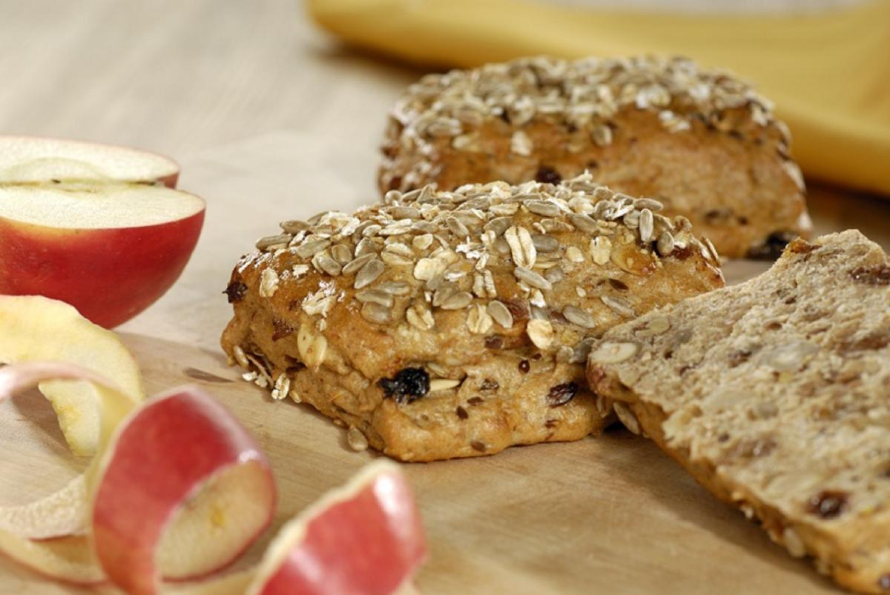 Apfel Nuss Happen Brötchen