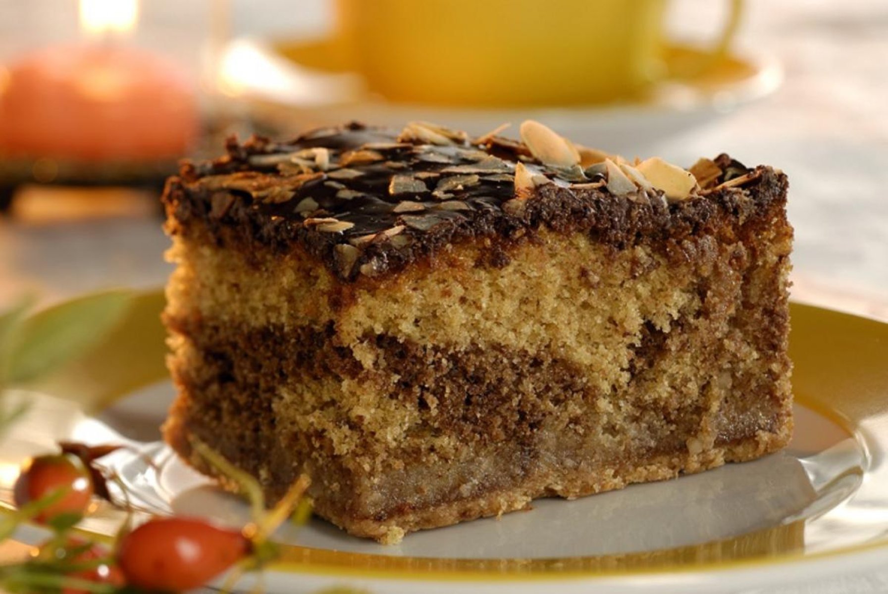 Gefüllter Mandelkuchen (4 Stück)