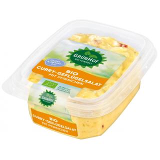 Curry-Geflügelsalat mit Pfirsichen