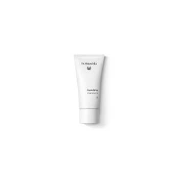 Foundation macadamia 01